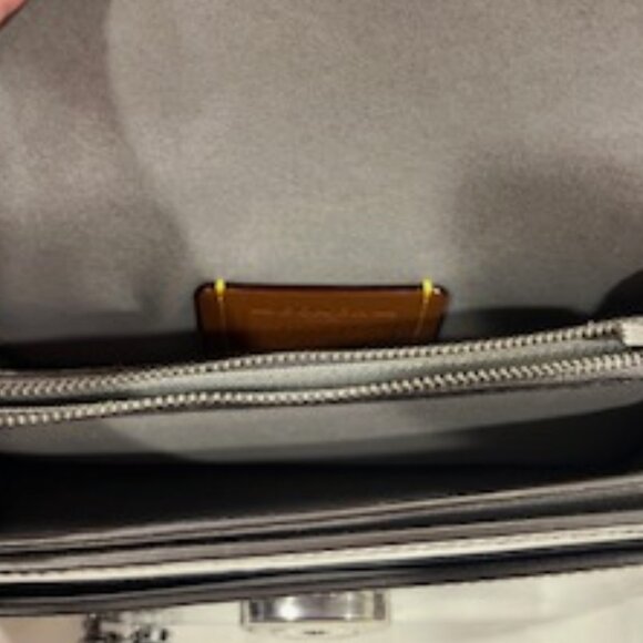 NWOT Authentic Coach Tabby Shoulder Bag 20 in Mirror Metallic Leather - Picture 6 of 11